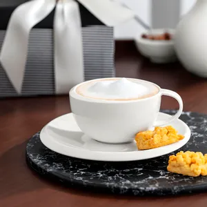 Untertasse