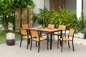 Gartentisch