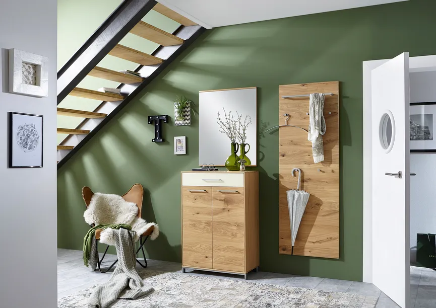 Schuhschrank milieu