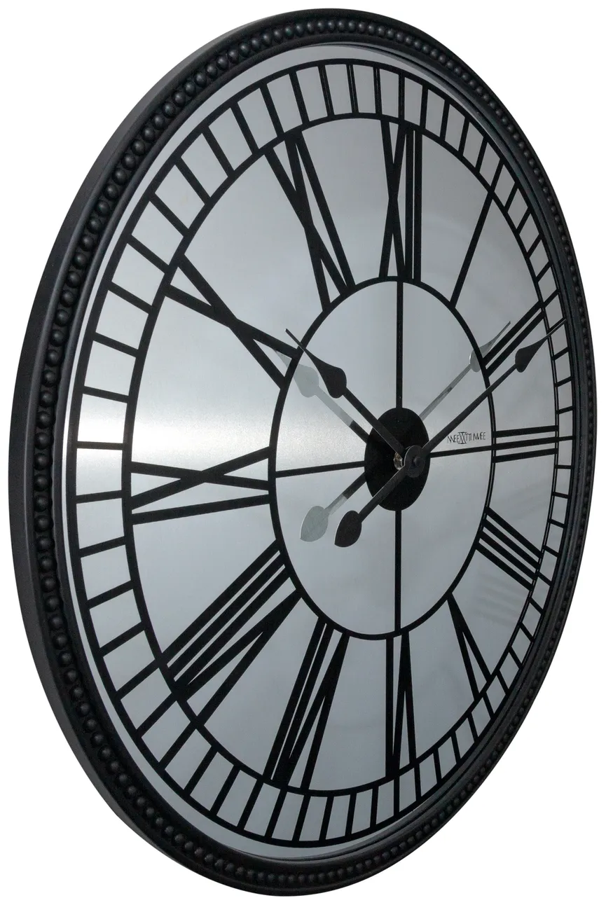 Quarzwanduhr "Cleopatra" detail