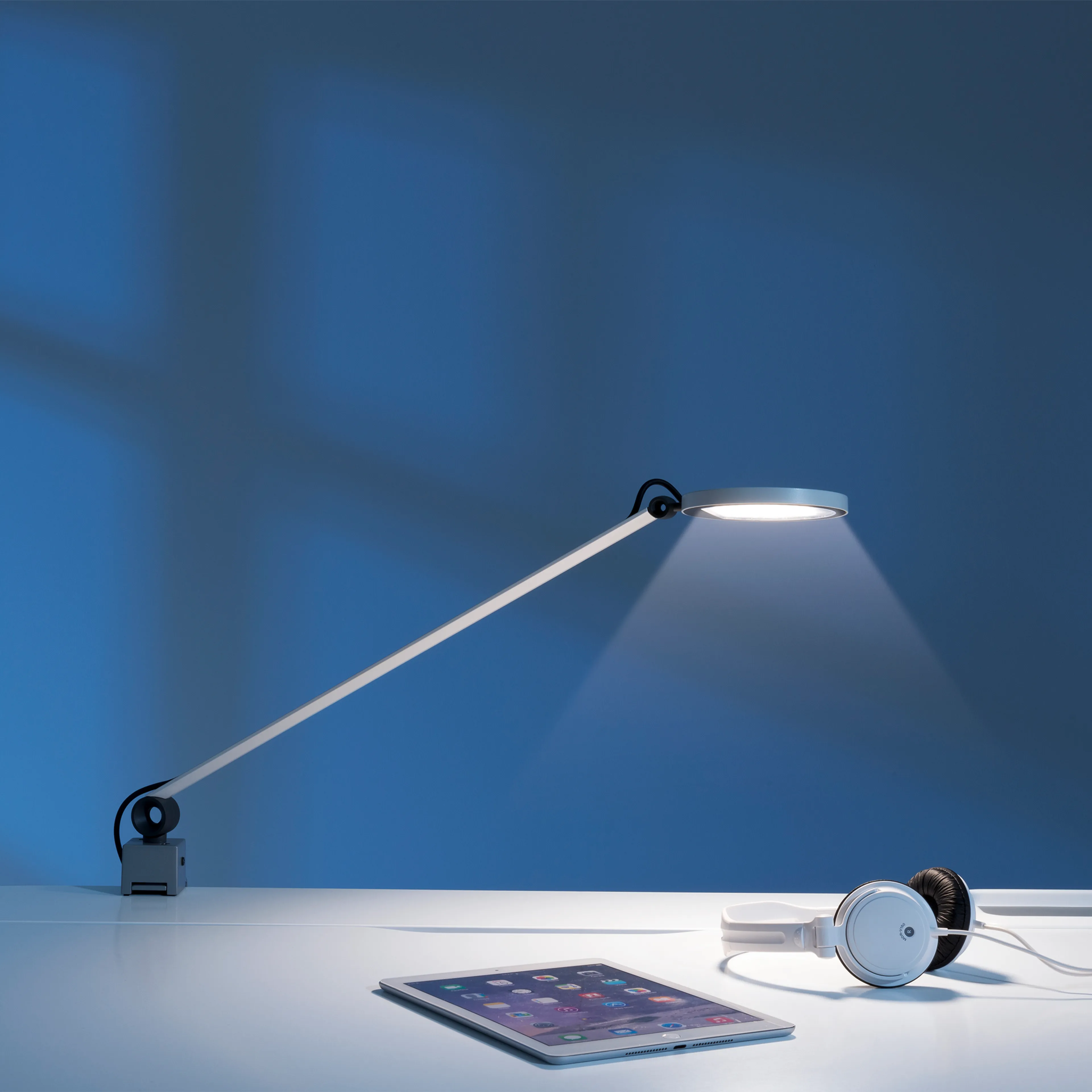 LED-Schreibtischlampe PARA.MI