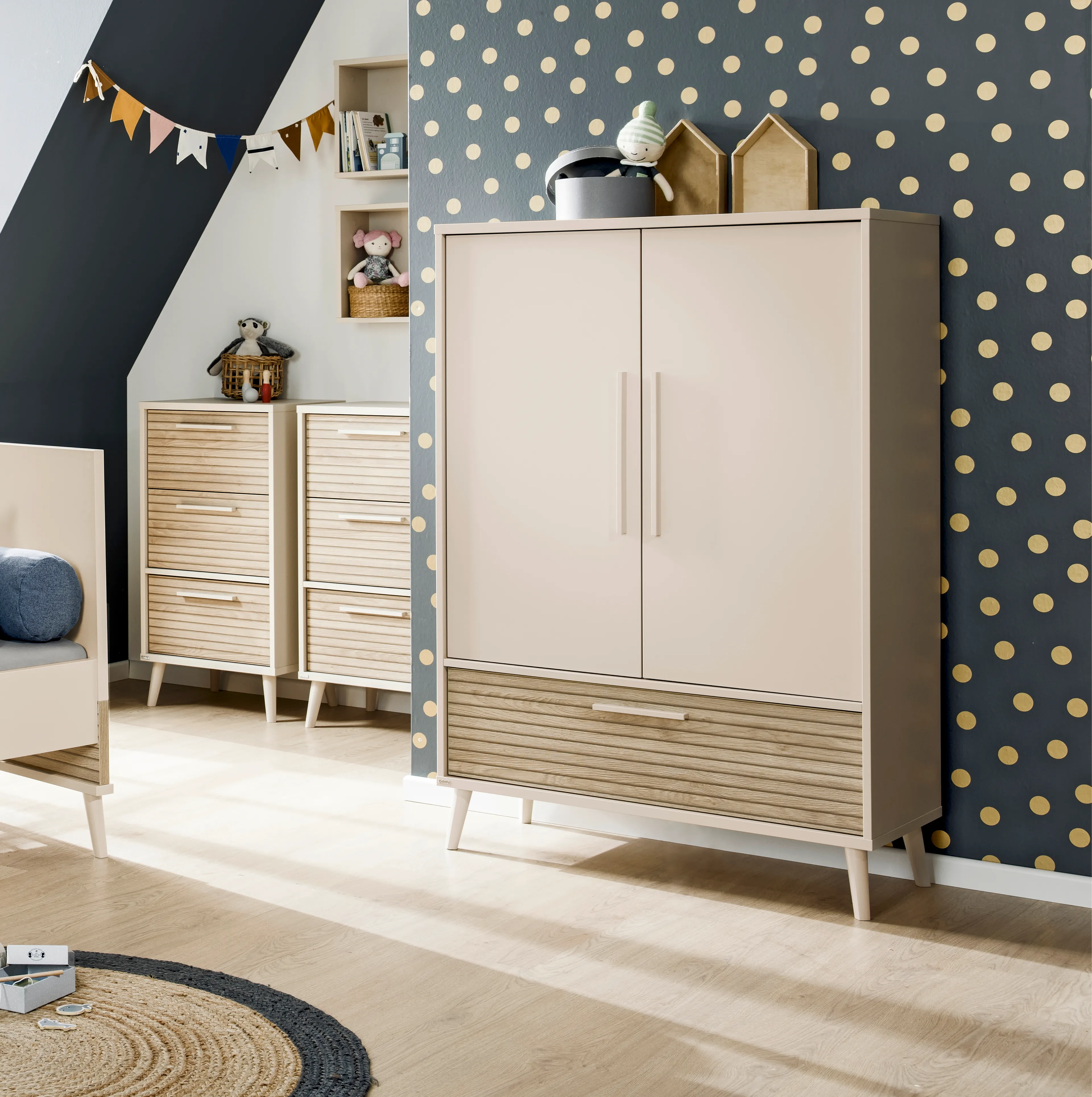 Kleiderschrank Eefje 95 x 139 cm