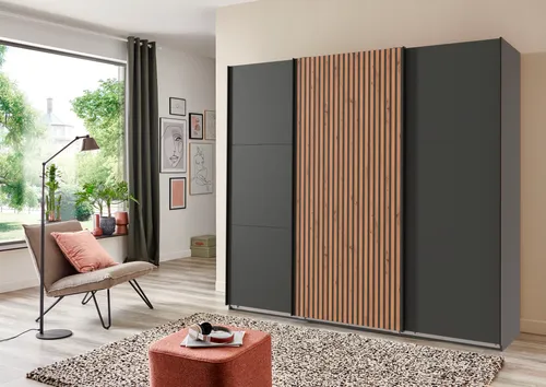 Schwebetürenschrank