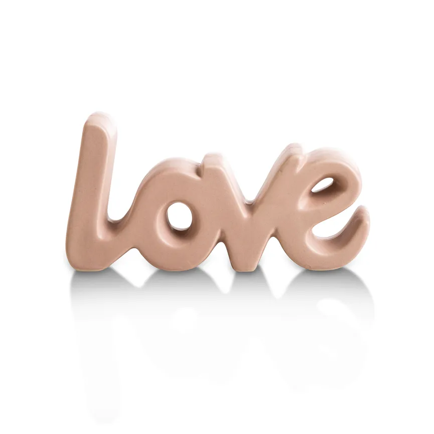 Schriftzug "Love" rosa detail