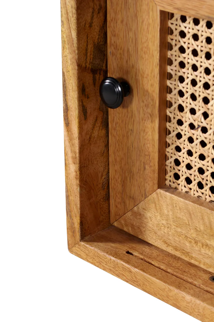 Lowboard detail