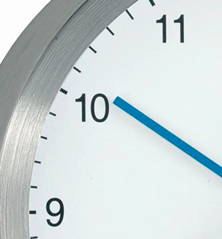 Quarz-Wanduhr detail