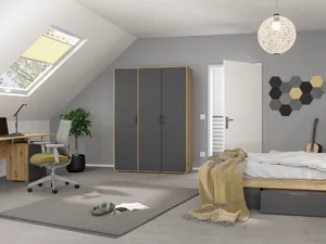 Kleiderschrank