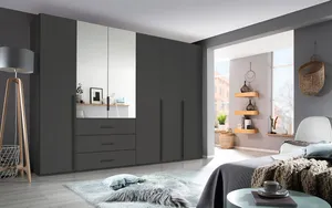 Kleiderschrank