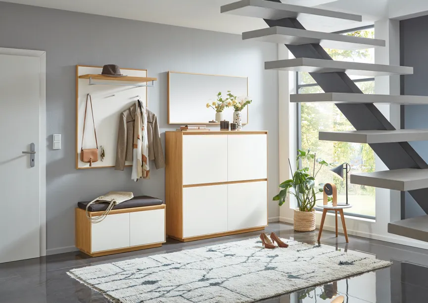 Garderobenbank milieu