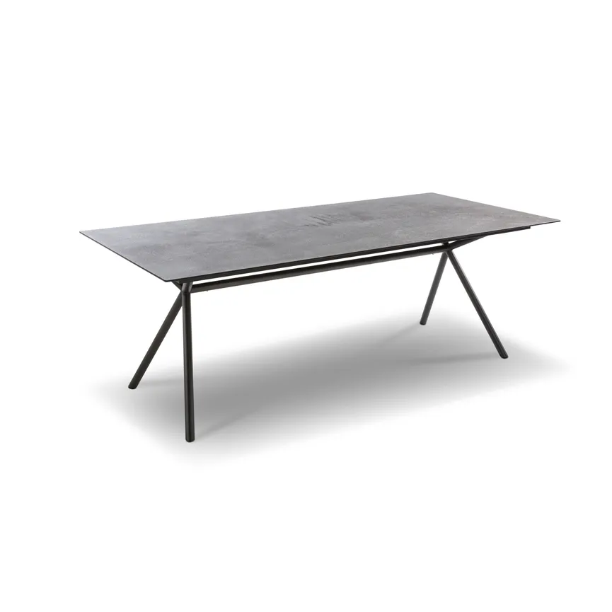 W.Tisch Aiven Dekton hauptaufnahme