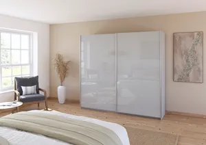 Schwebetürenschrank