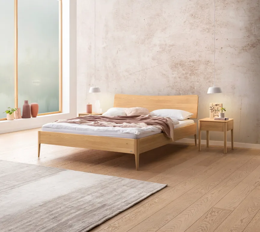 Bett, LF: 140x200 cm milieu