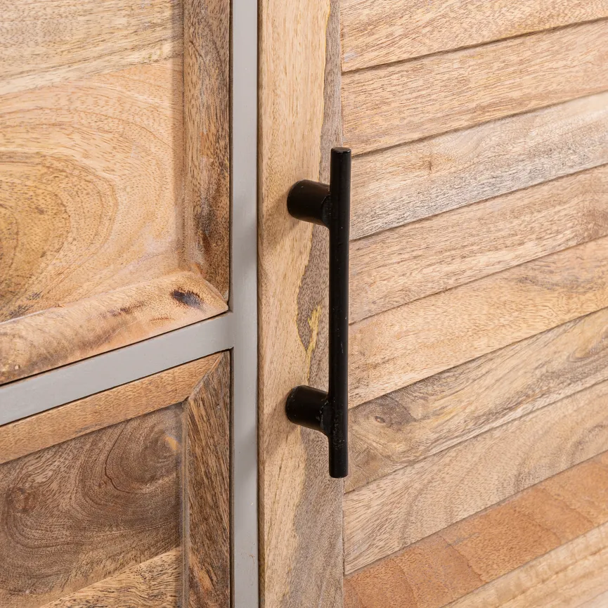 Sideboard detail