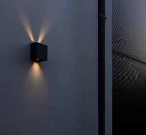 LED-Außenwandleuchte