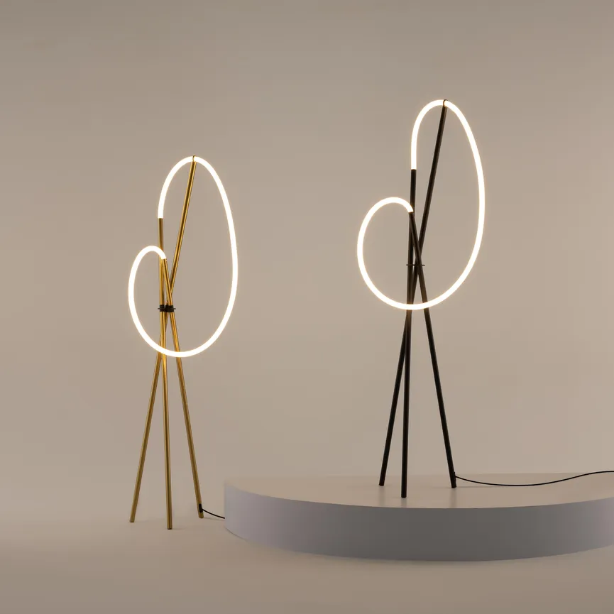 LED-Stehleuchte "Crochet" milieu