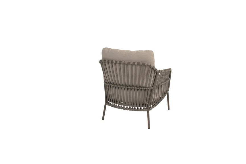 Low Dining Stuhl detail