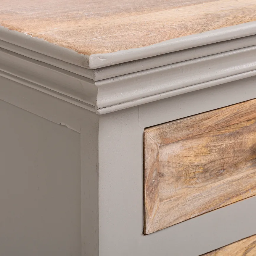 Sideboard detail