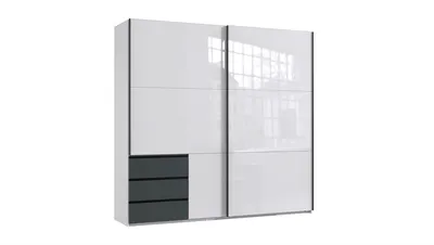 Schwebetürenschrank