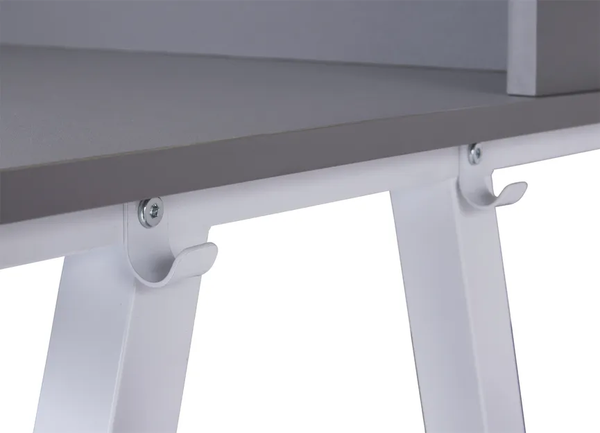 Jugendschreibtisch detail