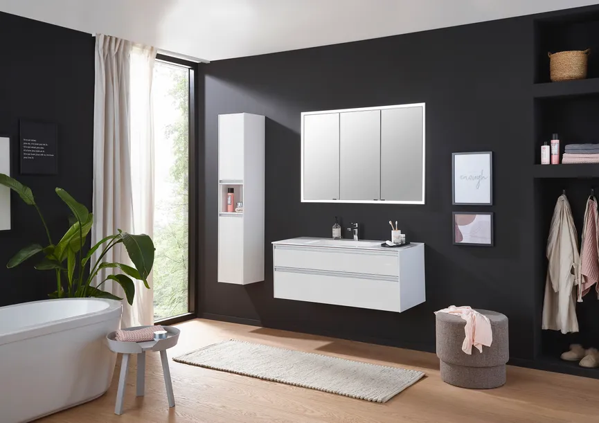 *Hochschrank milieu