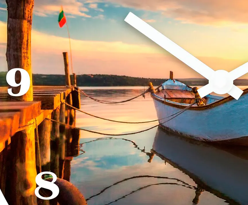 Quarz-Wanduhr detail