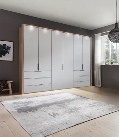 Kleiderschrank