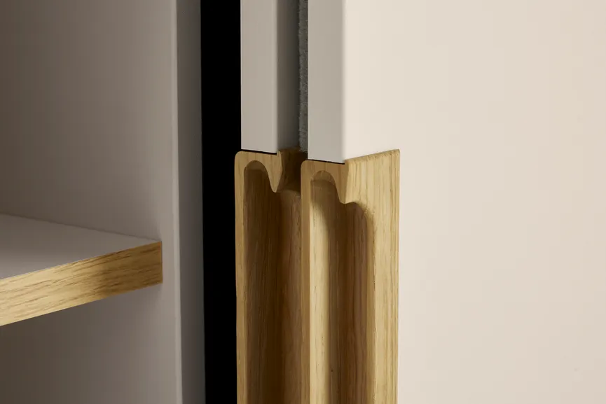 Schwebetürenschrank 2-trg. detail