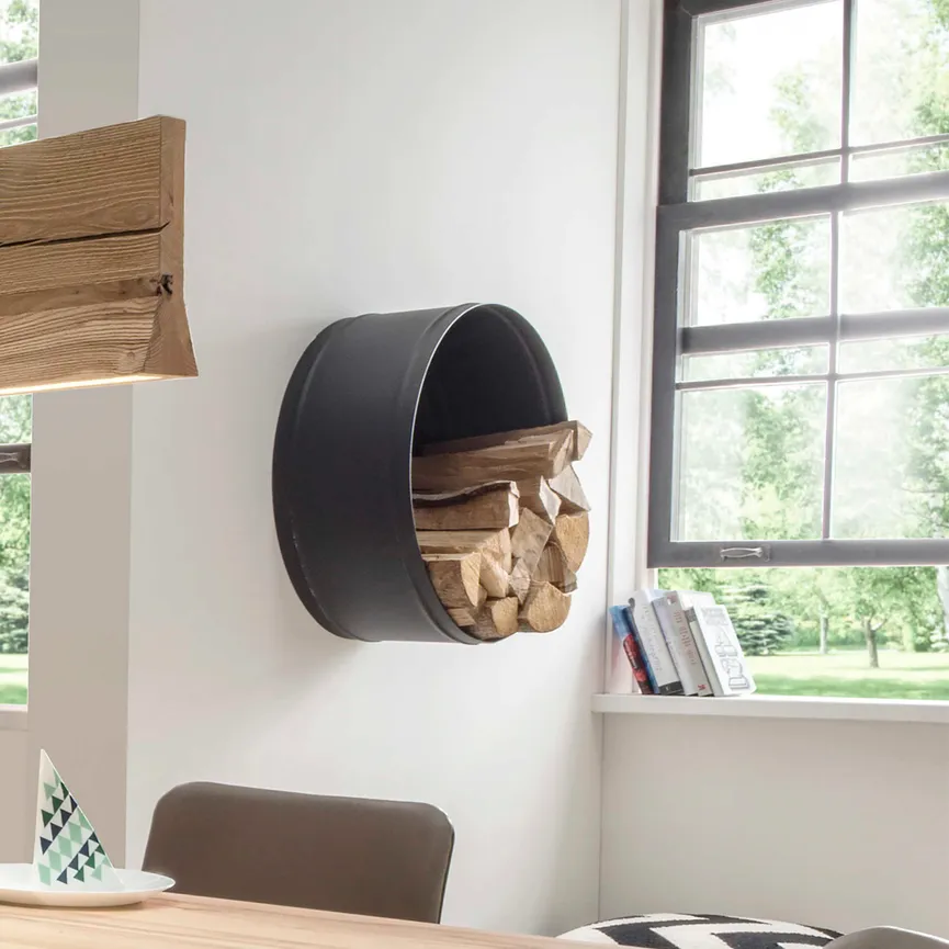 Feuerholzsammler milieu