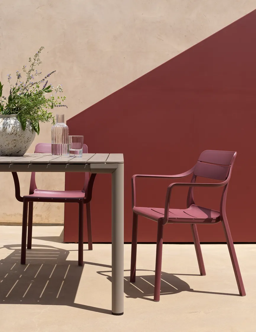 Armchair milieu