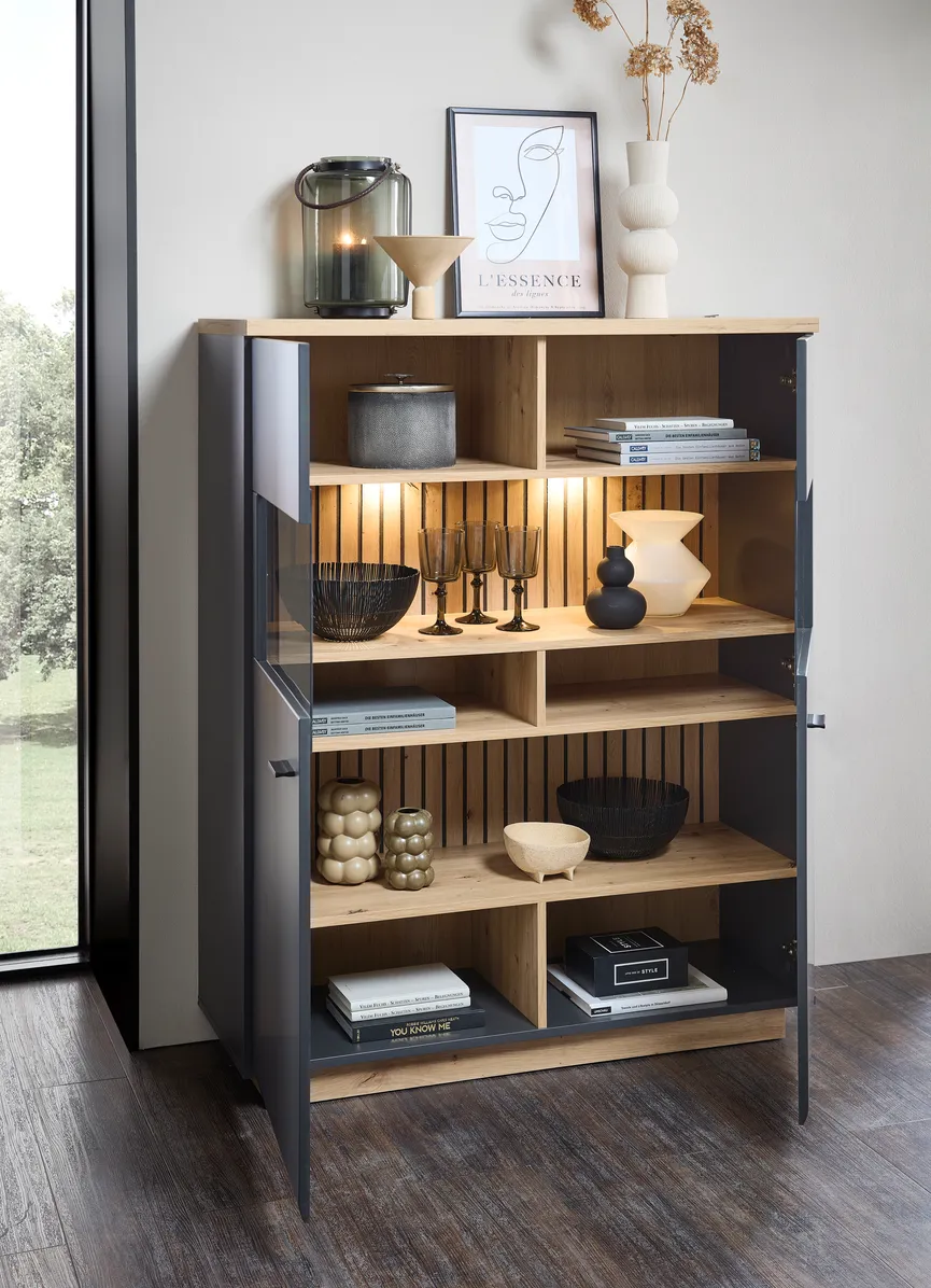 Highboard milieu
