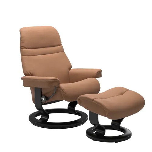 Sessel mit Hocker