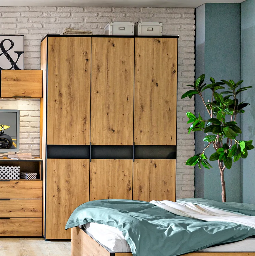 Kleiderschrank 3-trg. hauptaufnahme