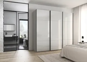 Schwebetürenschrank