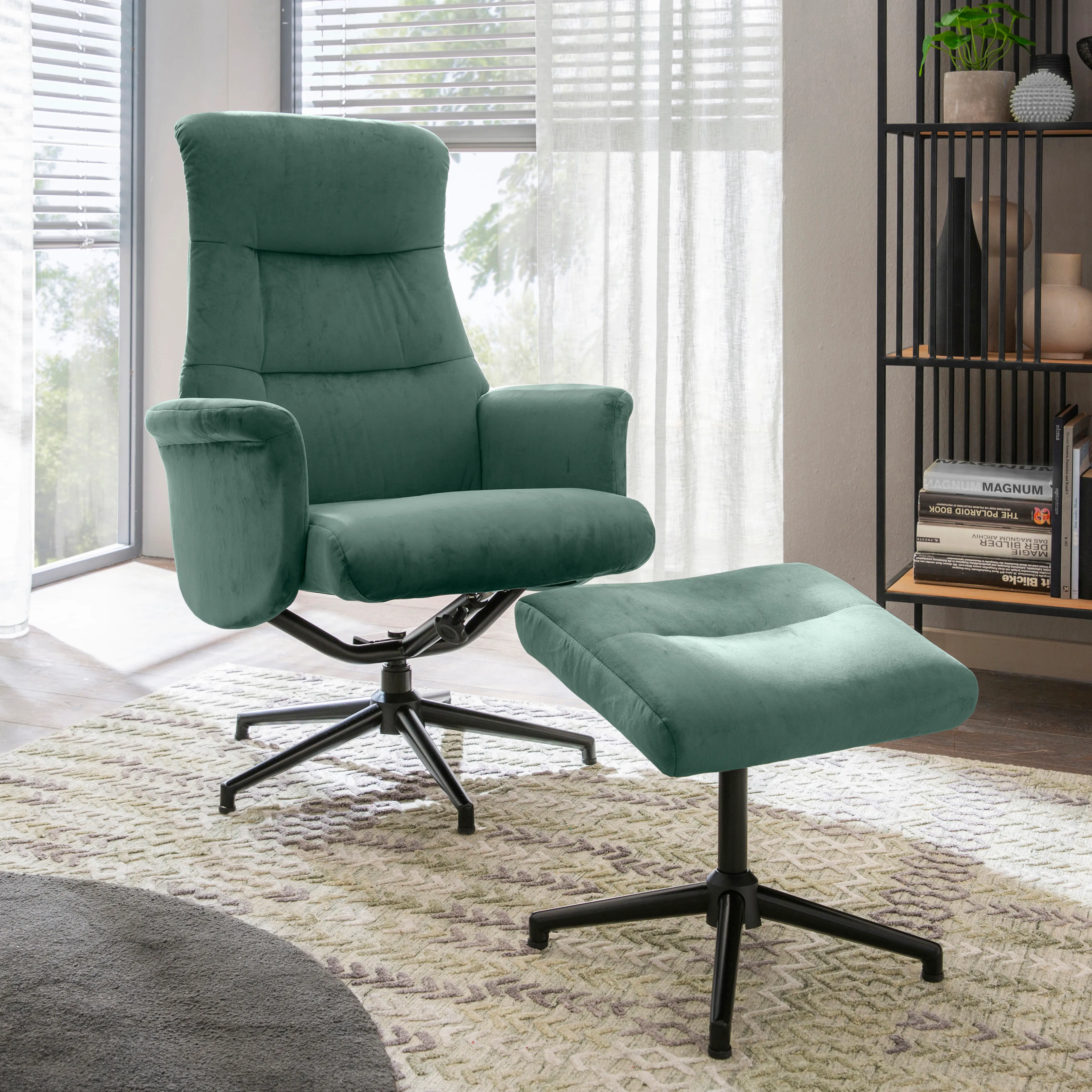 Sessel mit Hocker Roger