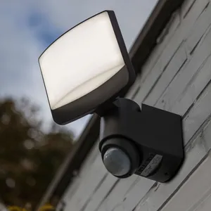 LED-Außenwandleuchte