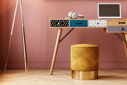 Hocker & Poufs image