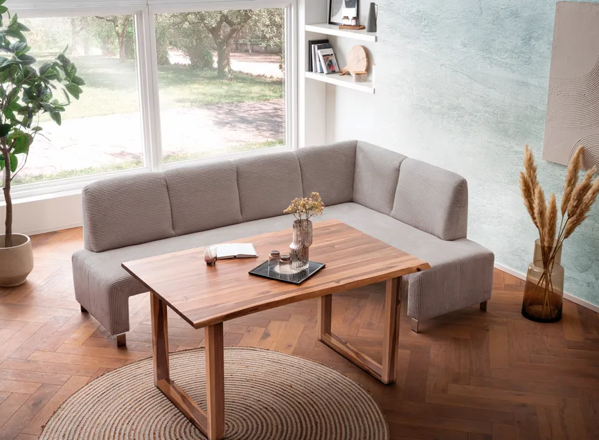 Eckbank OTMR hauptaufnahme