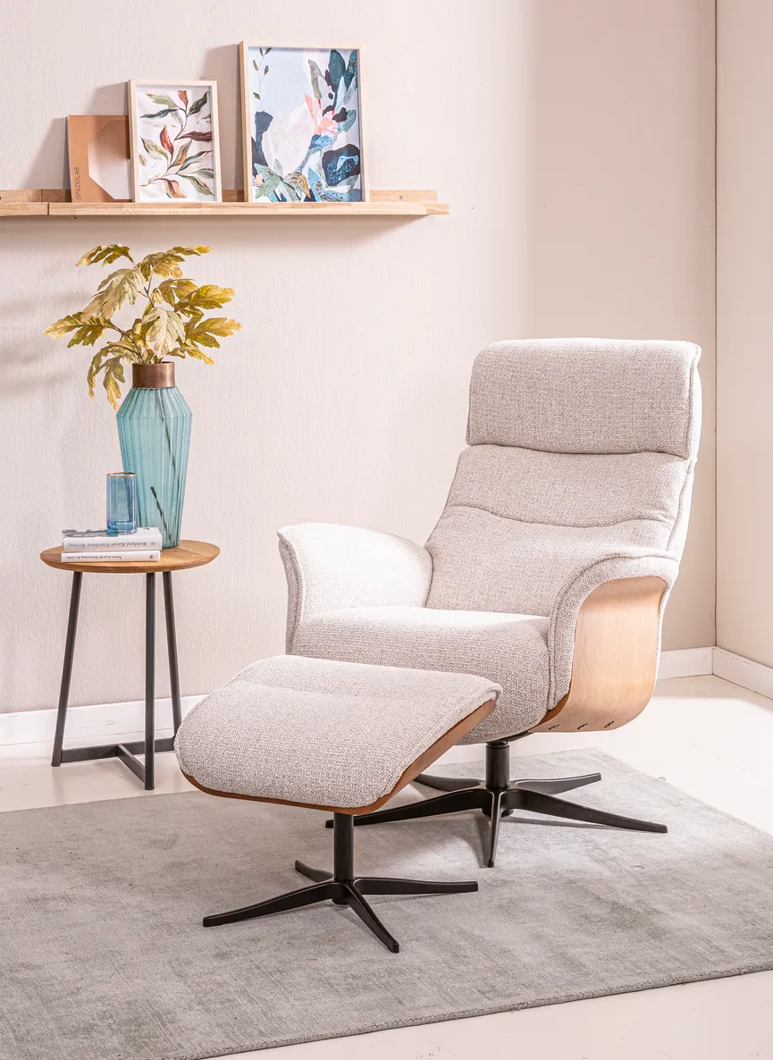 Relaxsessel mit Hocker milieu