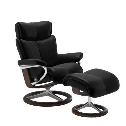 Sessel mit Hocker