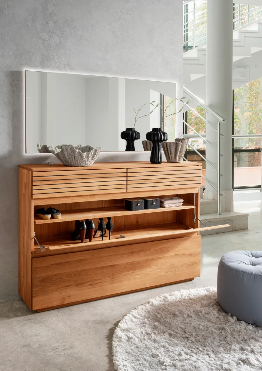 Schuhklappenschrank detail