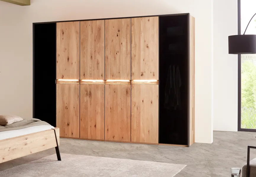 Drehtürenschrank 6-trg. hauptaufnahme