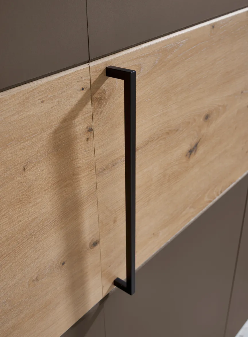 Drehtürenschrank detail