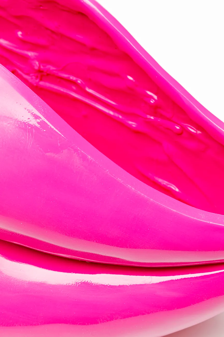 Vase detail