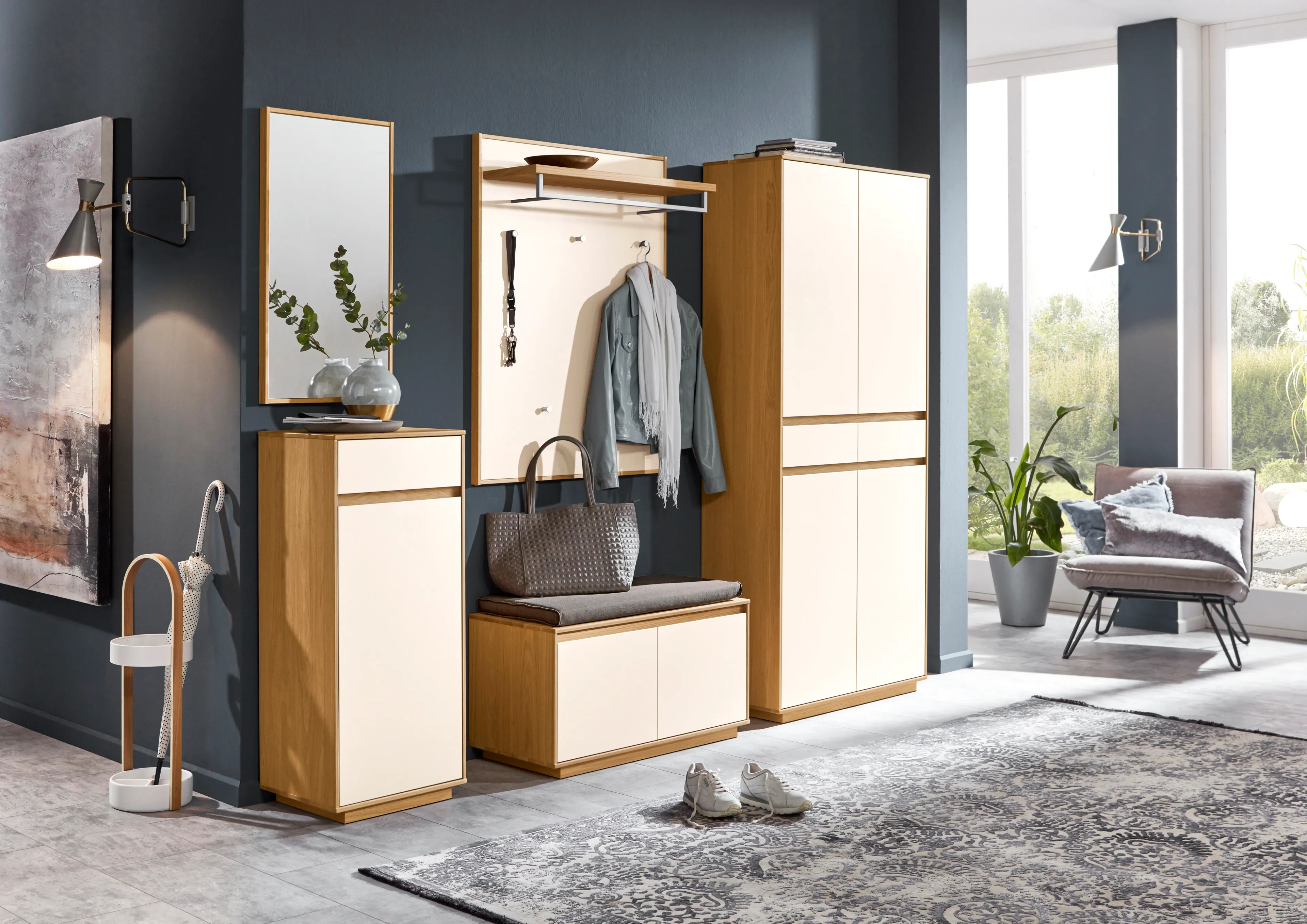 Garderobenschrank V100