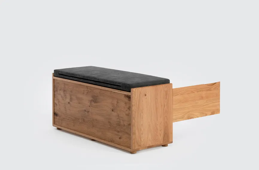 Garderobenbank detail