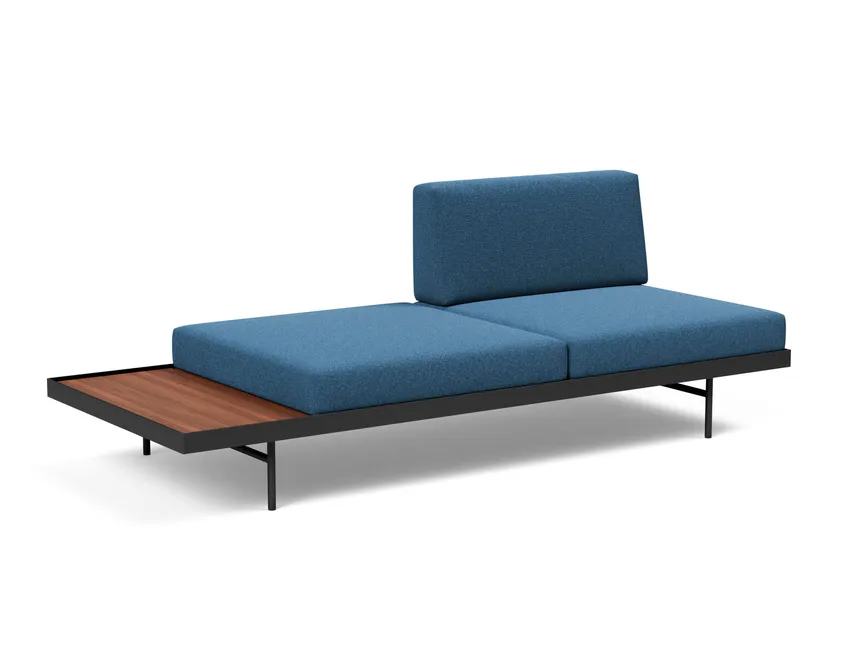 Sofa mit Walnusstisch detail