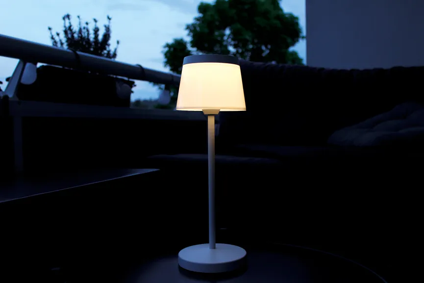 Akku-Tischleuchte "Eva" milieu