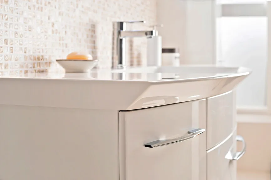 *Vorzug Bad Cassca Waschplatz detail