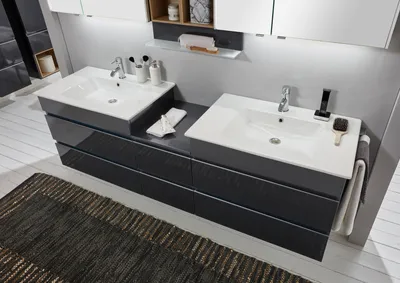 Waschtischunterschrank 