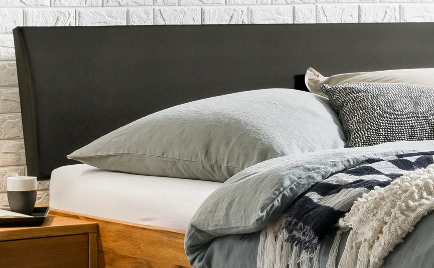 Massivholzbett 90x200 cm detail